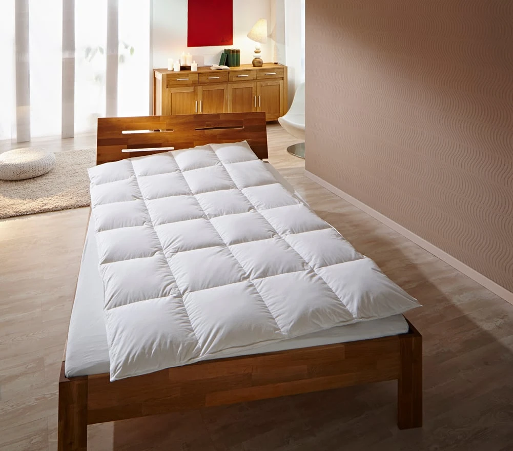 Federbetten SET "Madrid" Decke + Kissen, In Weiß 2 Federbetten SET "Madrid" Decke + Kissen, In Weiß – Bild 2