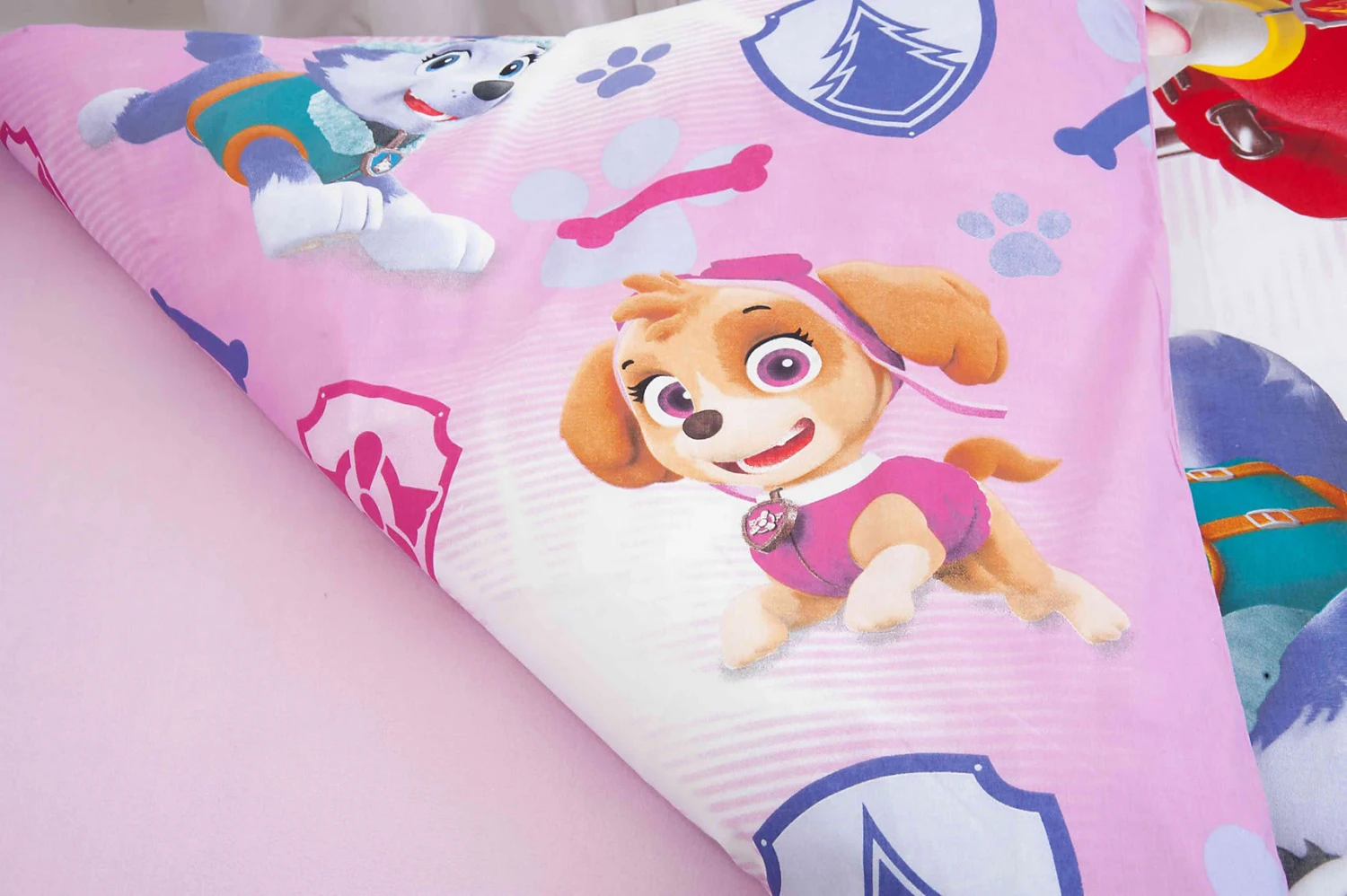 Herding Kinder-Wendebettwäsche PAW Patrol, Renforcé, 135 X 200 + 80 X 80 Cm 3 Herding Kinder-Wendebettwäsche PAW Patrol, Renforcé, 135 X 200 + 80 X 80 Cm – Bild 3