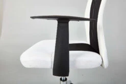 Drehstuhl SASSI, Weiss/schwarz -Kindermöbel inter link drehstuhl sassi weiss schwarz 5