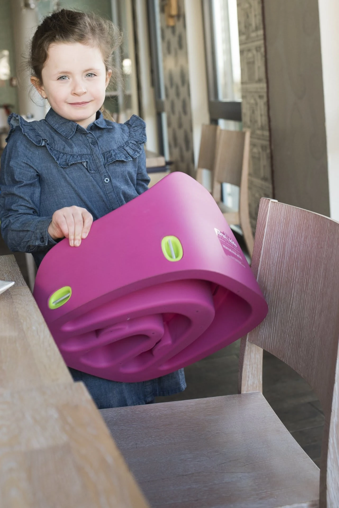 Junior Booster In Fuchsia 4 Junior Booster In Fuchsia – Bild 4
