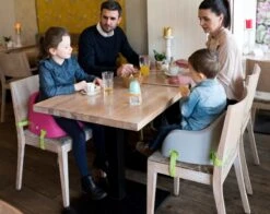 Junior Booster In Ocean Blue -Kindermöbel koru kids junior booster in ocean blue 4