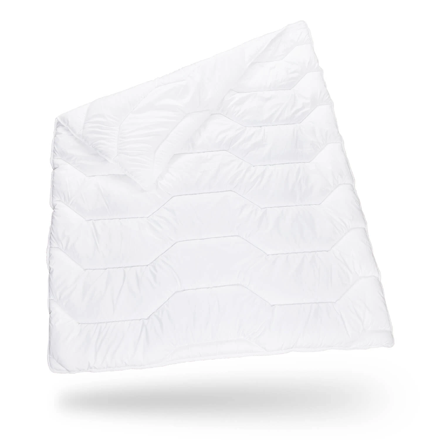 Ganzjahresdecke "BLANCO" Mit Sanitized®-Schutz Für Eine Hygienischen Schlaf 1 Ganzjahresdecke "BLANCO" Mit Sanitized®-Schutz Für Eine Hygienischen Schlaf