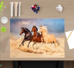 Schreibtischunterlage "Drei Pferde" In Beige (L)60 X (B)40