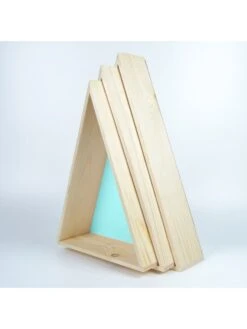 3er-Set: Wandregale "Triangle" In Hellblau/ Hellbraun/ Rosa -Kindermöbel woody kids 3er set wandregale triangle in hellblau hellbraun rosa 3